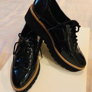 Great  shoes like new Madden Girl  size 6